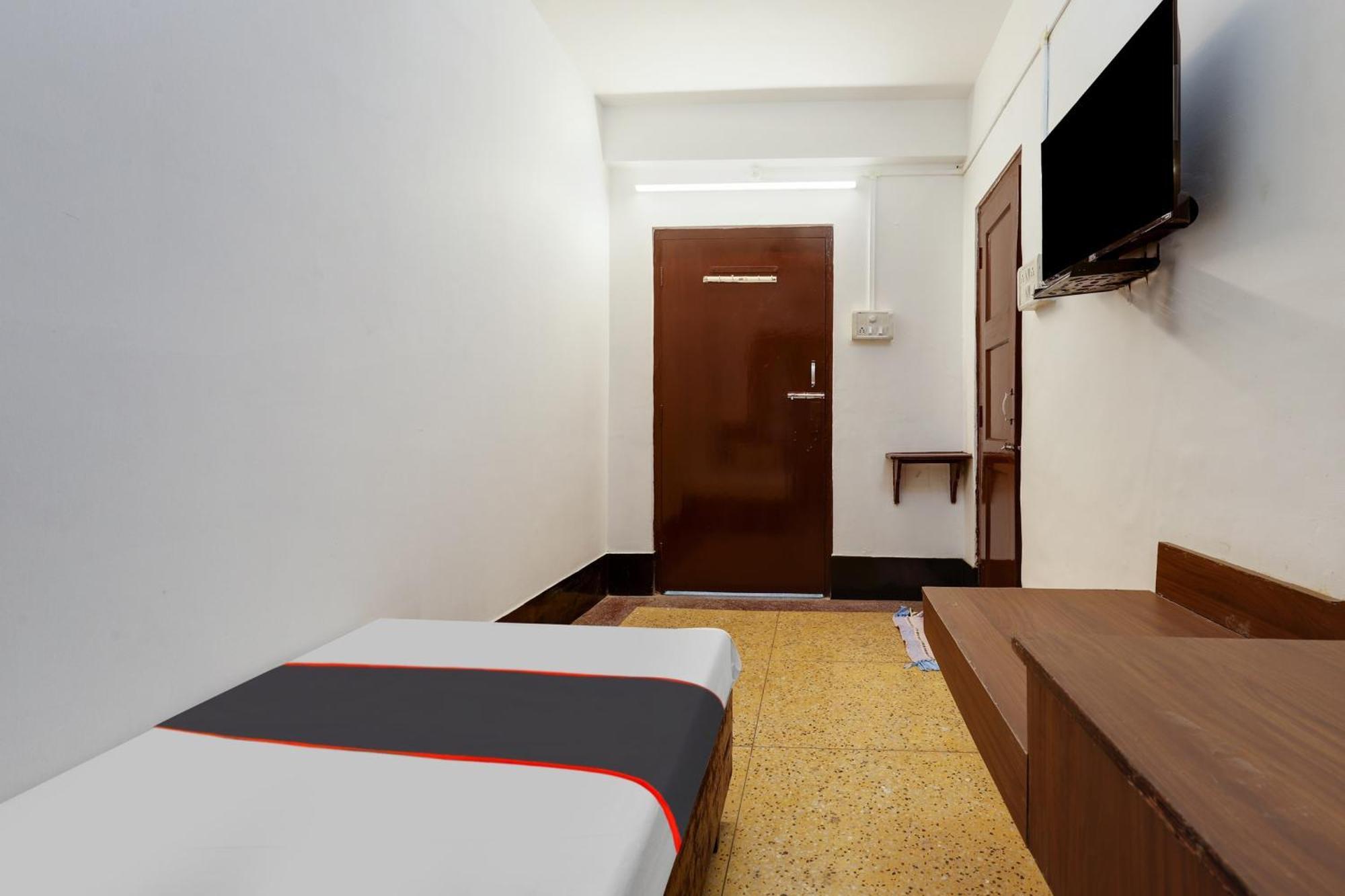 Spot On Hotel Nor' - East Guwahati Exterior foto